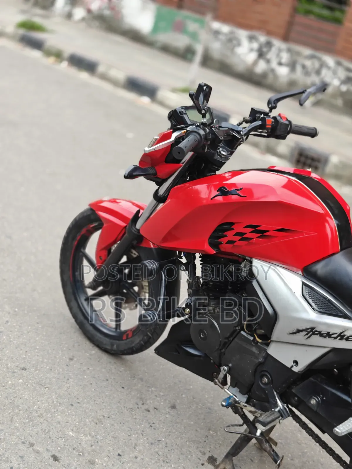 TVS Apache 160 4V 2020 Red