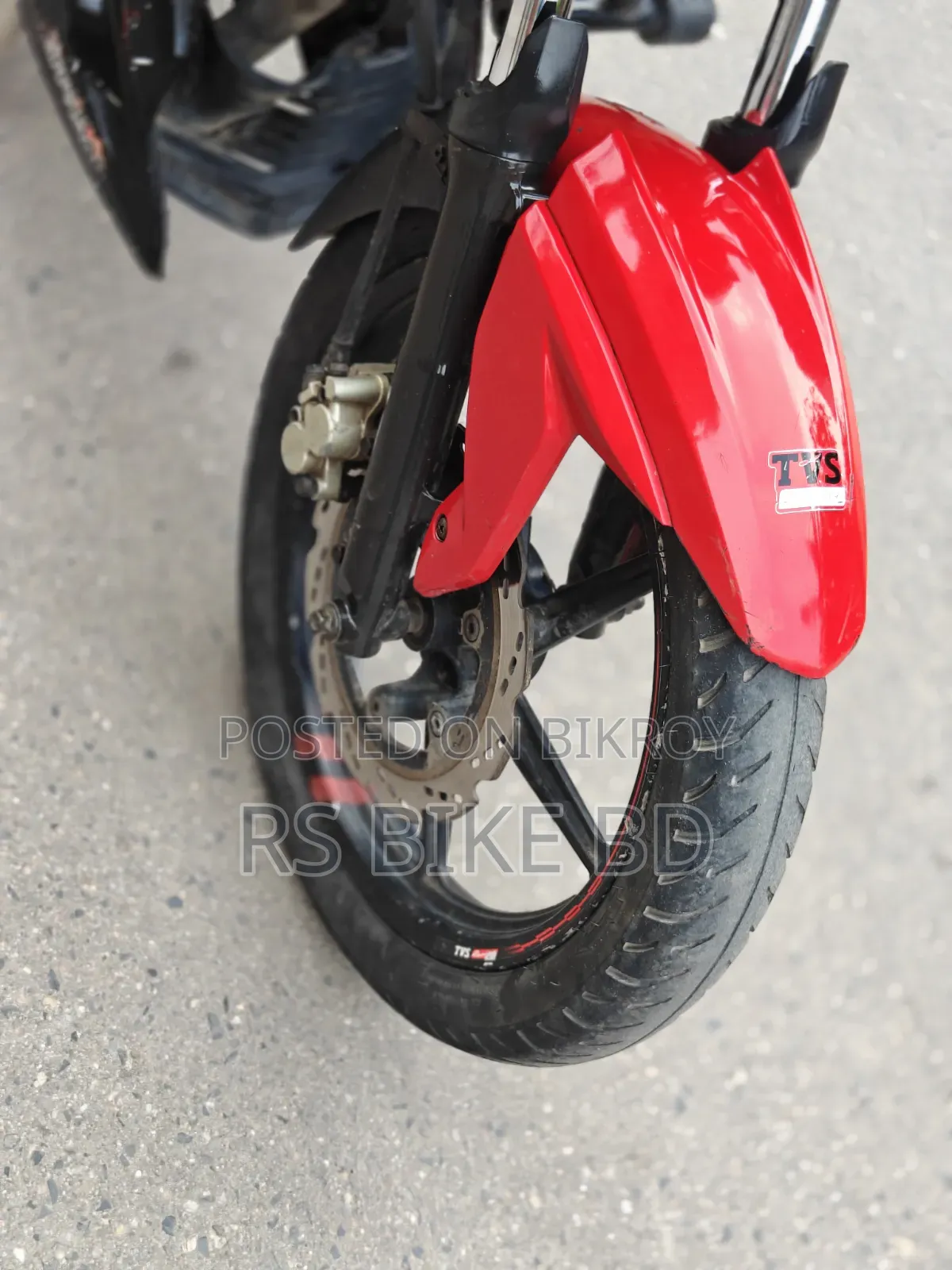TVS Apache 160 4V 2020 Red