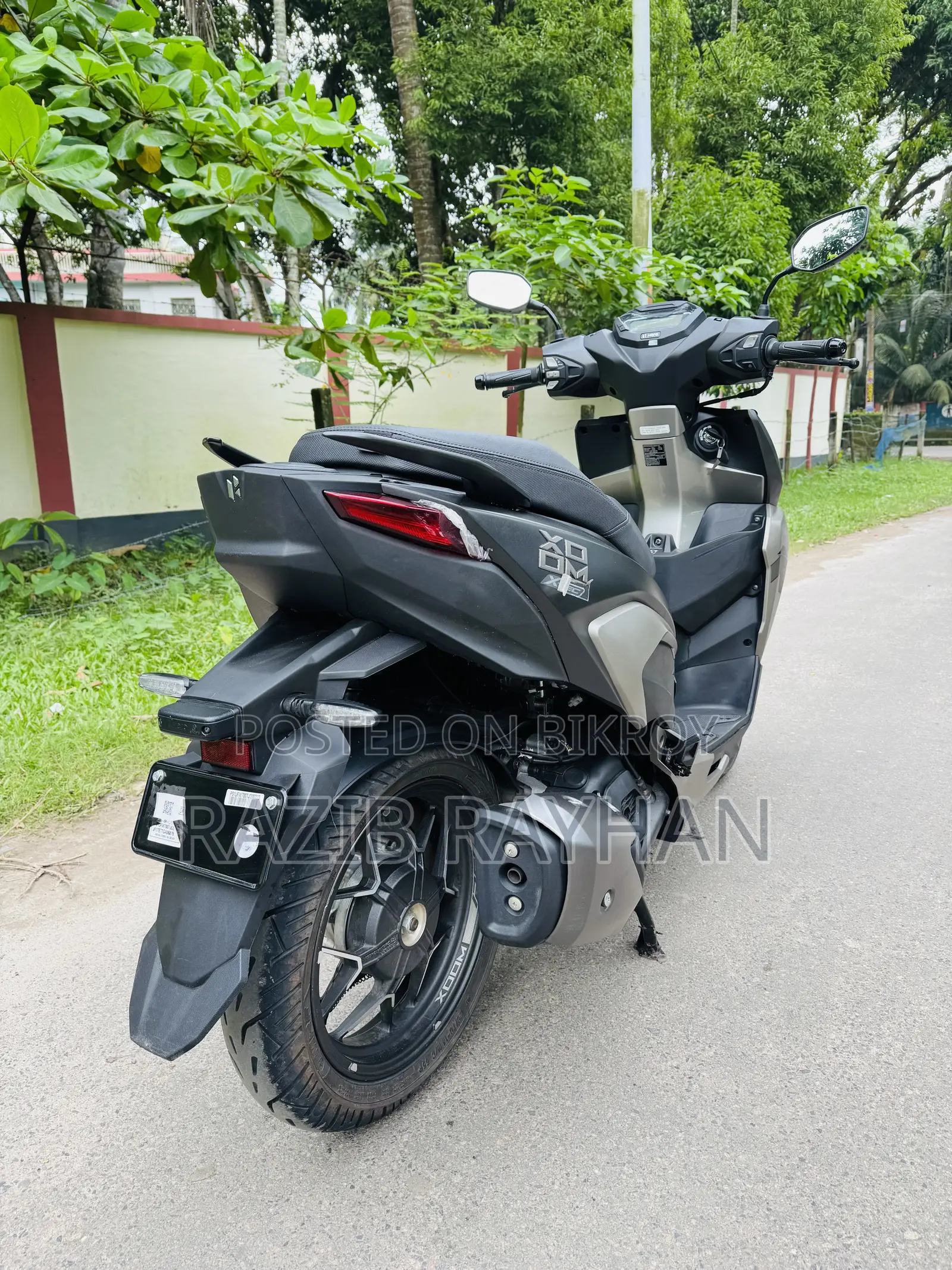 New Hero Xoom 125 2026 Black
