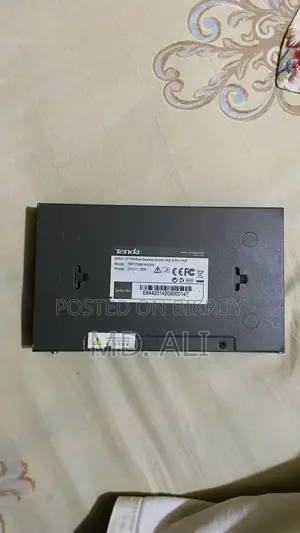 Tenda TEF1109P (9-Port 10/100Mbps Desktop Switch With 8-Port PoE)