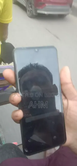 Vivo V21 128 GB Gray
