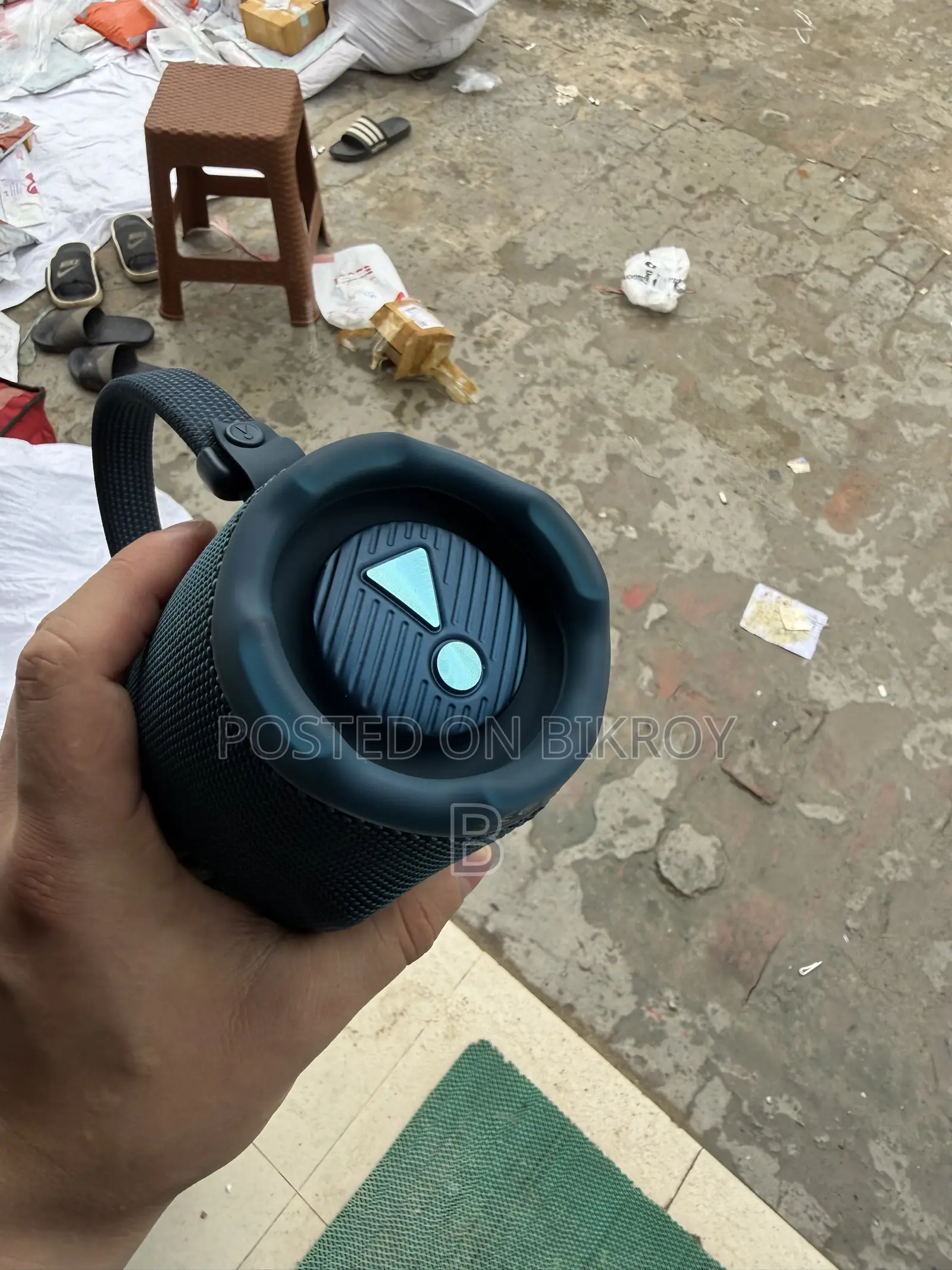 জেবিএল চার্জ ৬
