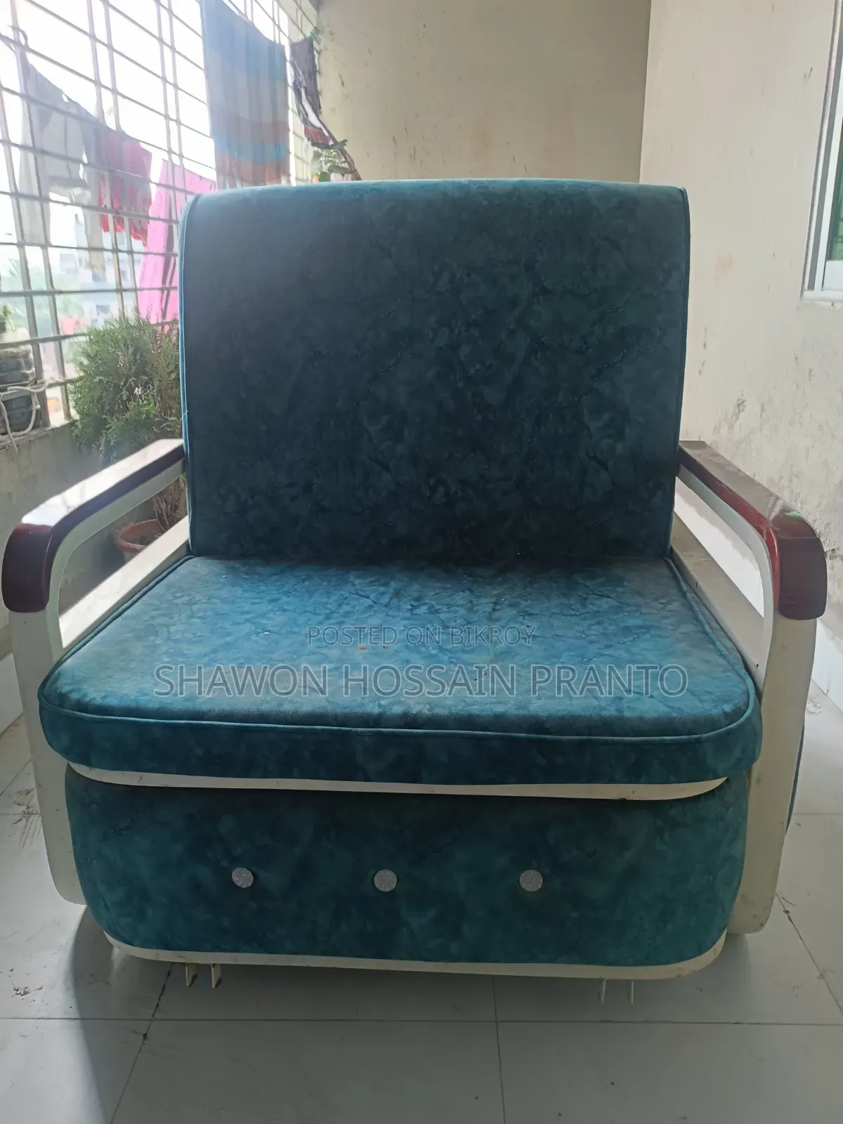 Sofa Come Bad
