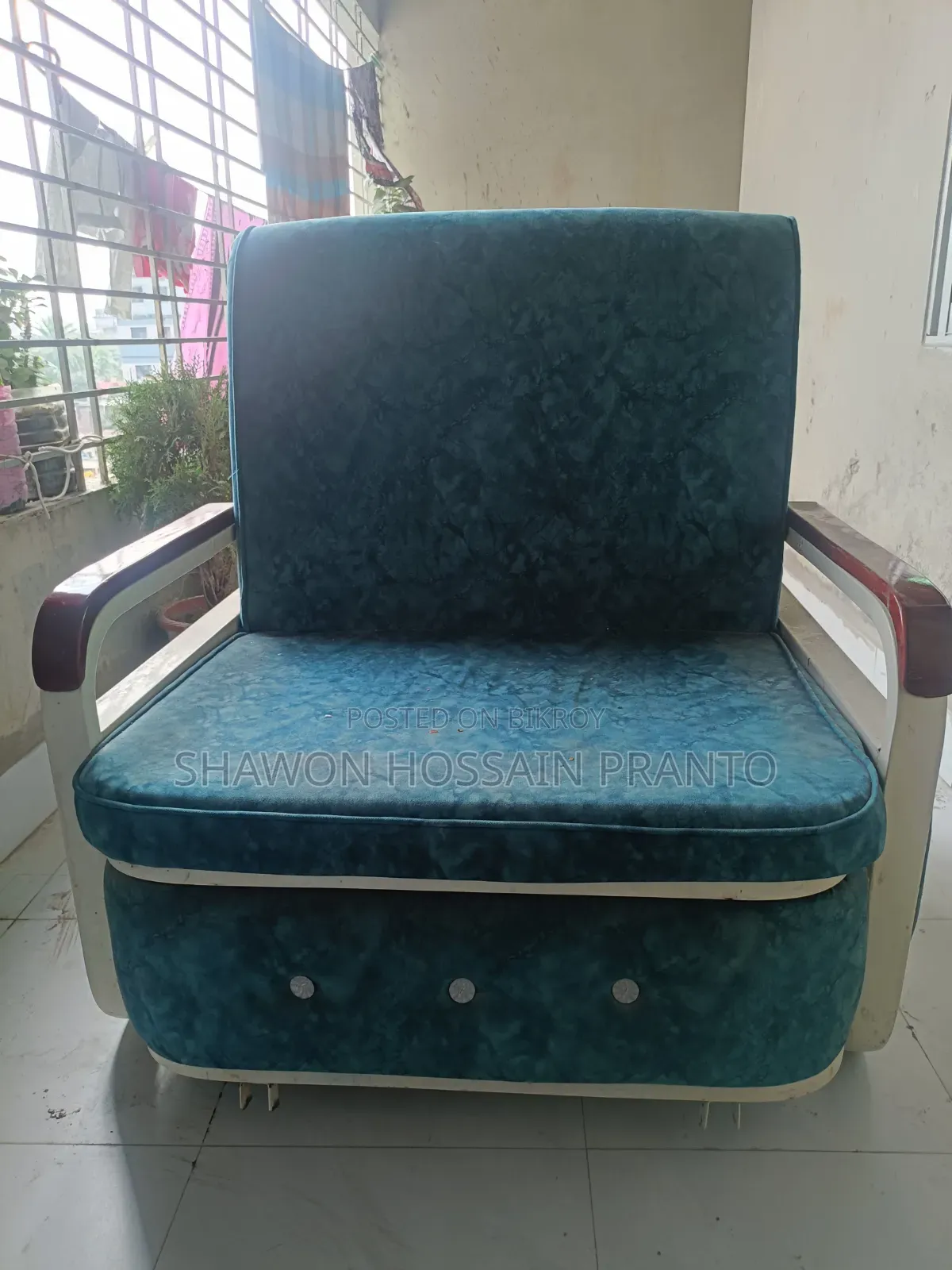 Sofa Come Bad
