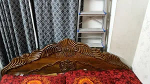 ৬×৭ ফিট শেগুন কাঠের খাট বিক্রি হবে