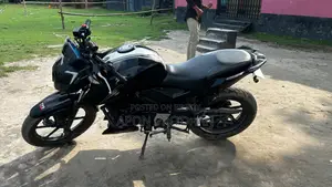 TVS Apache RTR 160 4V 2024 Black