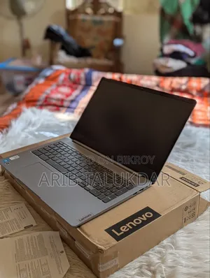 Laptop Lenovo Ideapad 3 8GB Intel Celeron eMMC 60GB