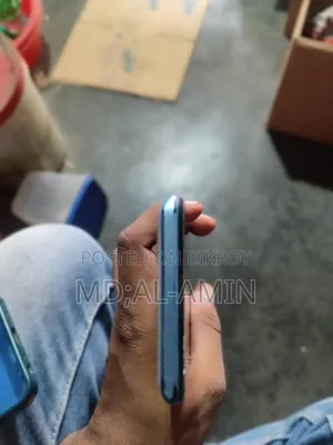 Vivo Y50 128 GB Blue