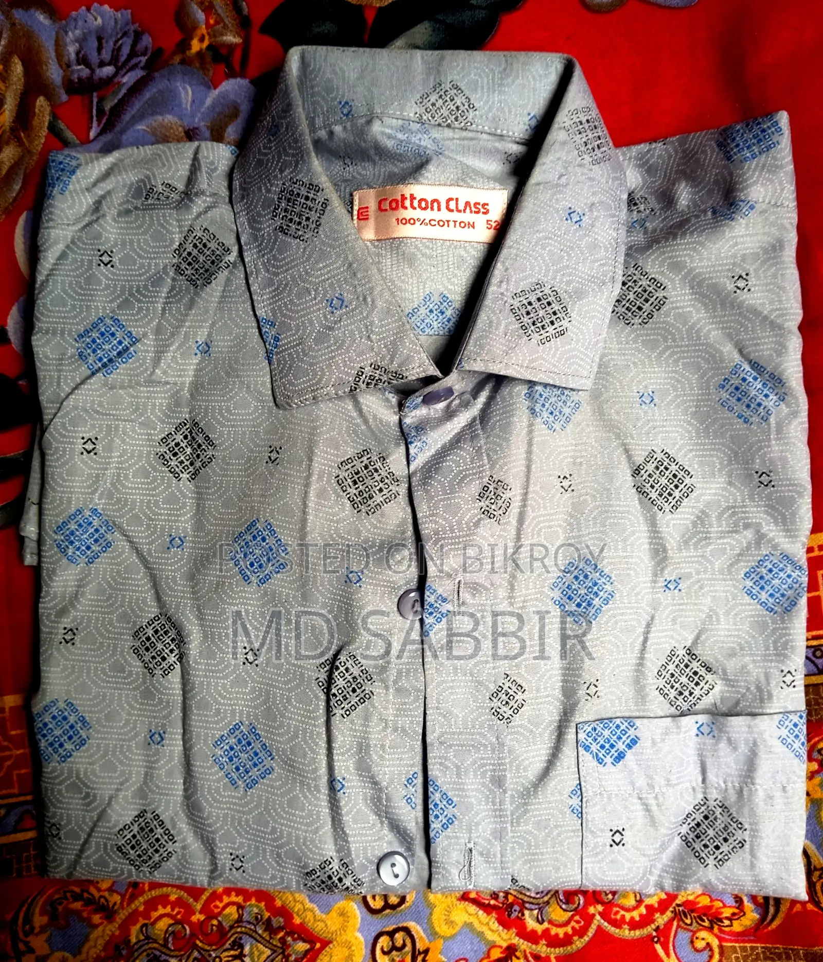 ছেলেদের শার্ট প্যান্ট বিক্রি করা হবে