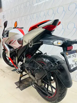 Suzuki Gixxer SF 2023 Orange