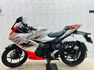 Suzuki Gixxer SF 2023 Orange