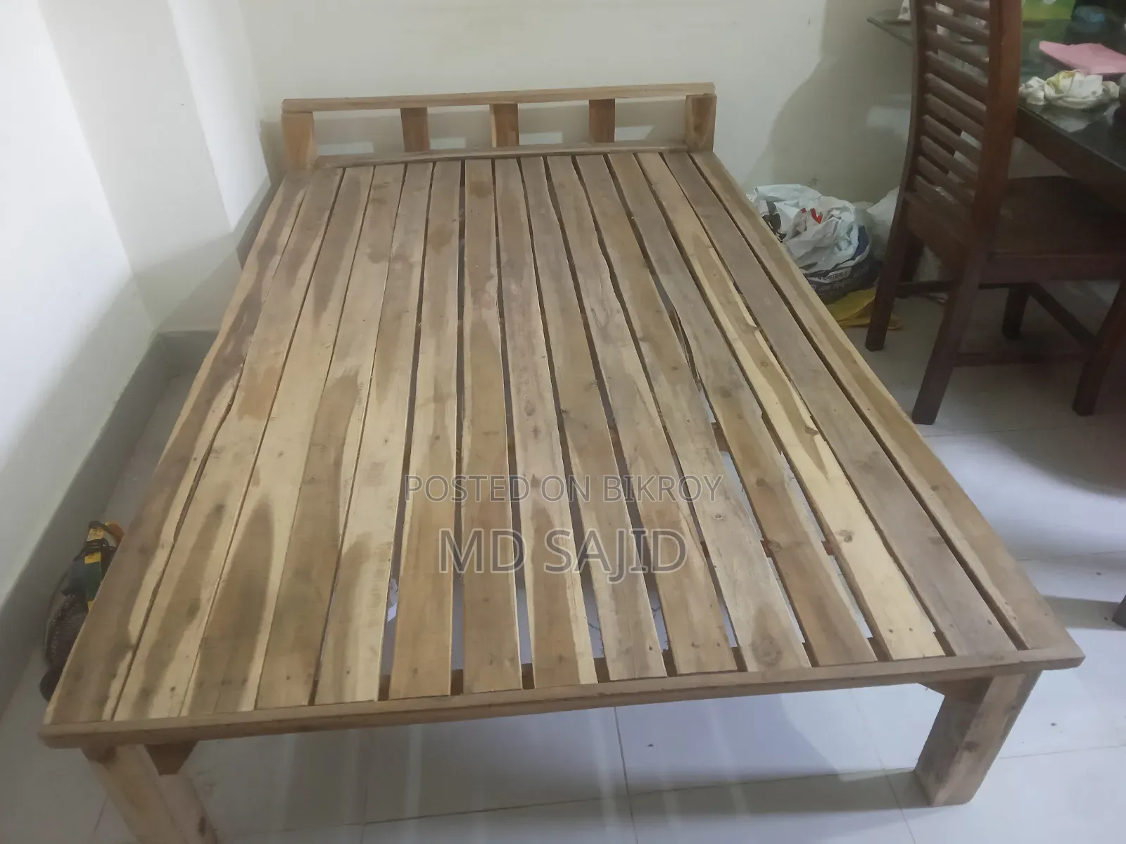 কাঠের চৌকি