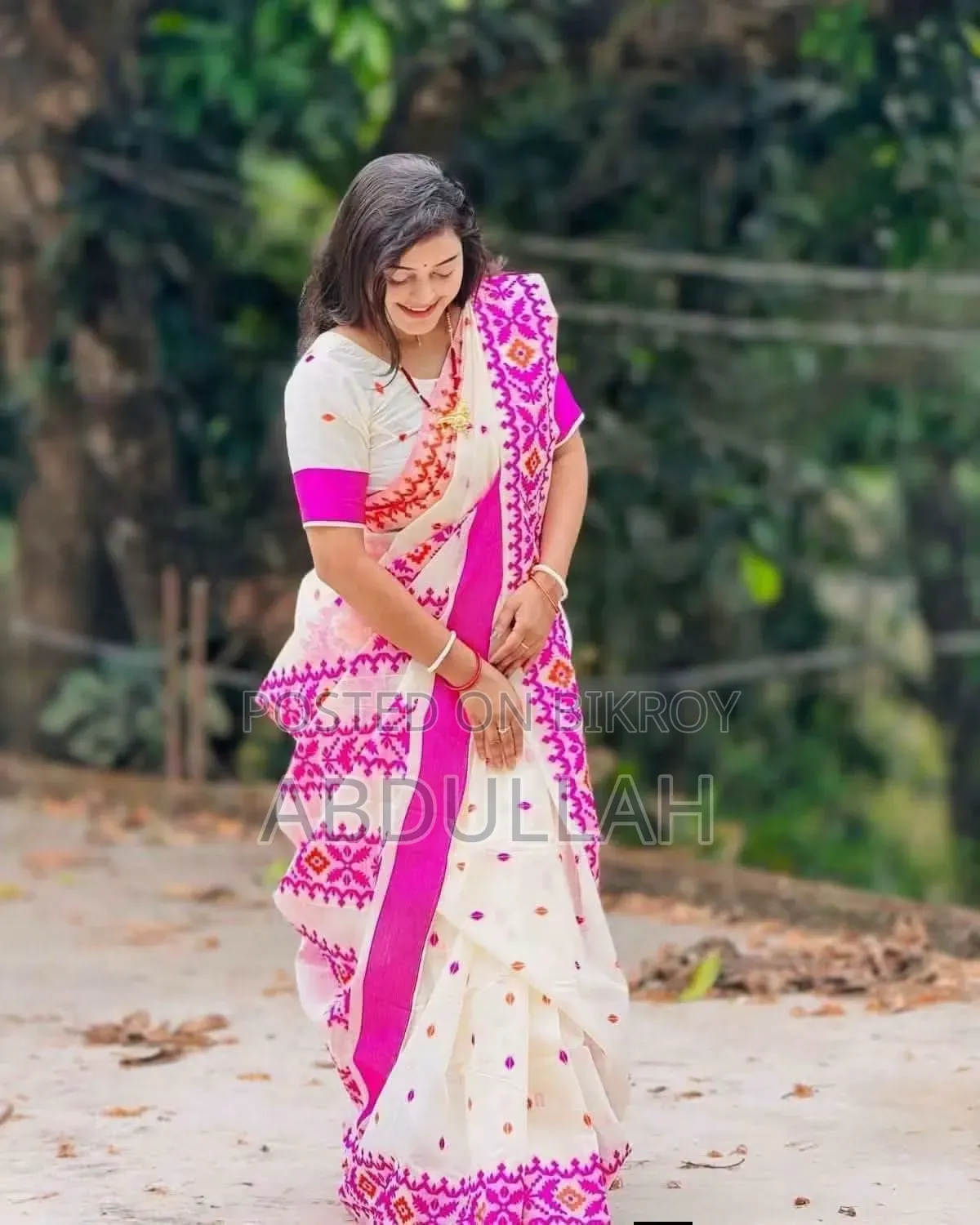 পূজা স্পেশাল হাফ সিল্ক স্ক্রিন প্রিন্ট শাড়ি