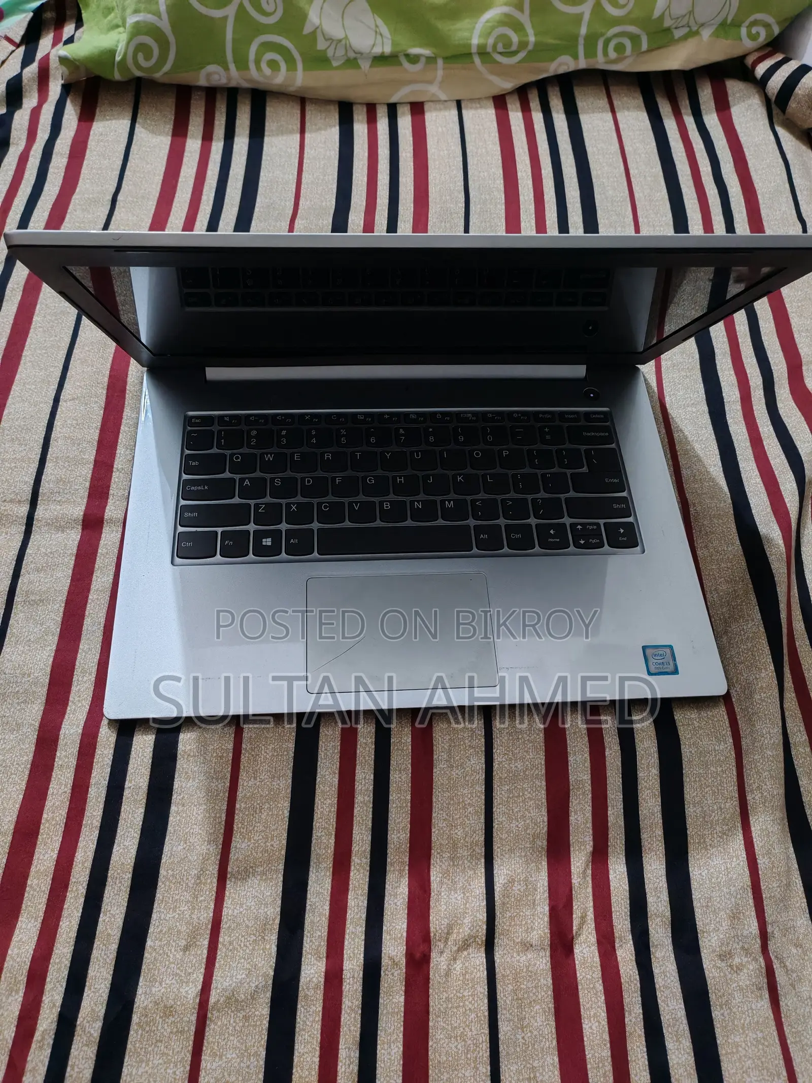 Laptop Lenovo V330 8GB Intel Core I3 HDD 500GB