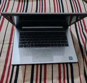 Laptop Lenovo V330 8GB Intel Core I3 HDD 500GB