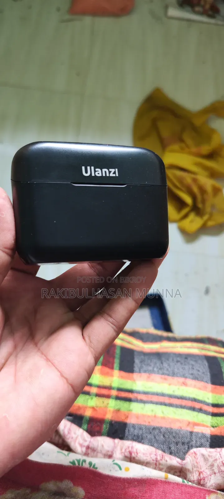 Ulanzi J12