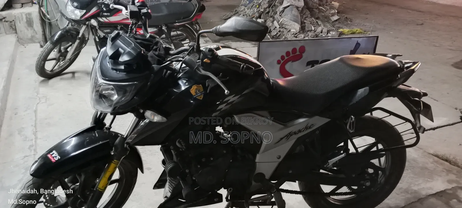 TVS Apache 160 4V 2020 Black