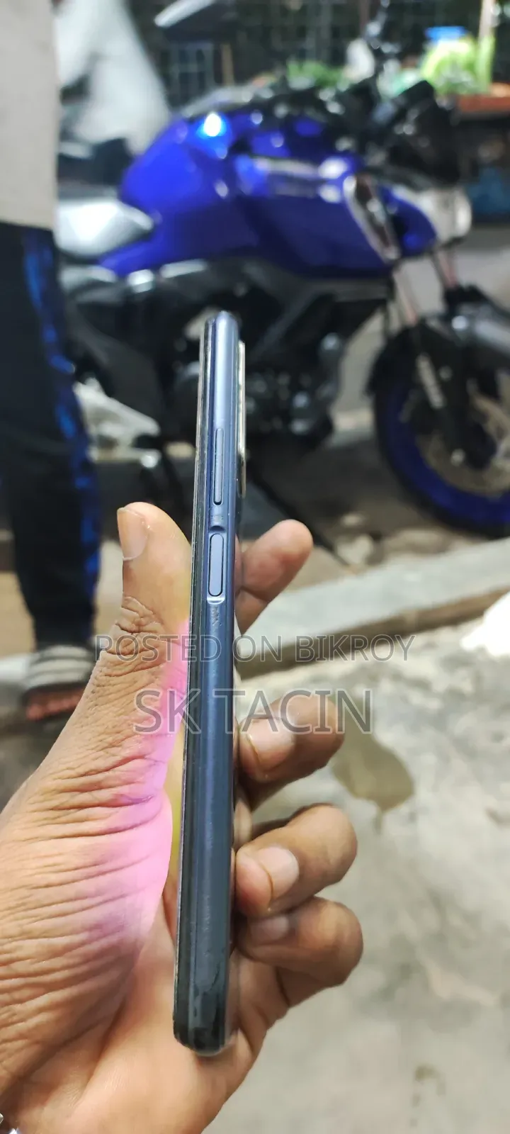 Vivo Y20G 128 GB Blue