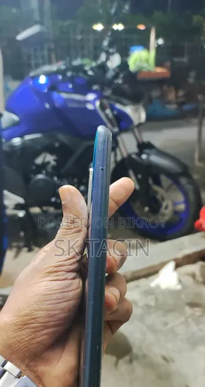 Vivo Y20G 128 GB Blue