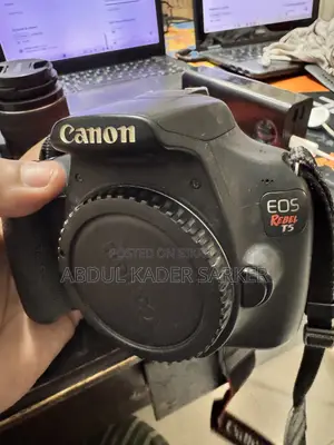 Canon EOS Rebel T5 / 1200D DSLR With 2 Original Lenses