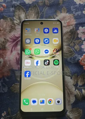 Tecno Spark 30C 128 GB White
