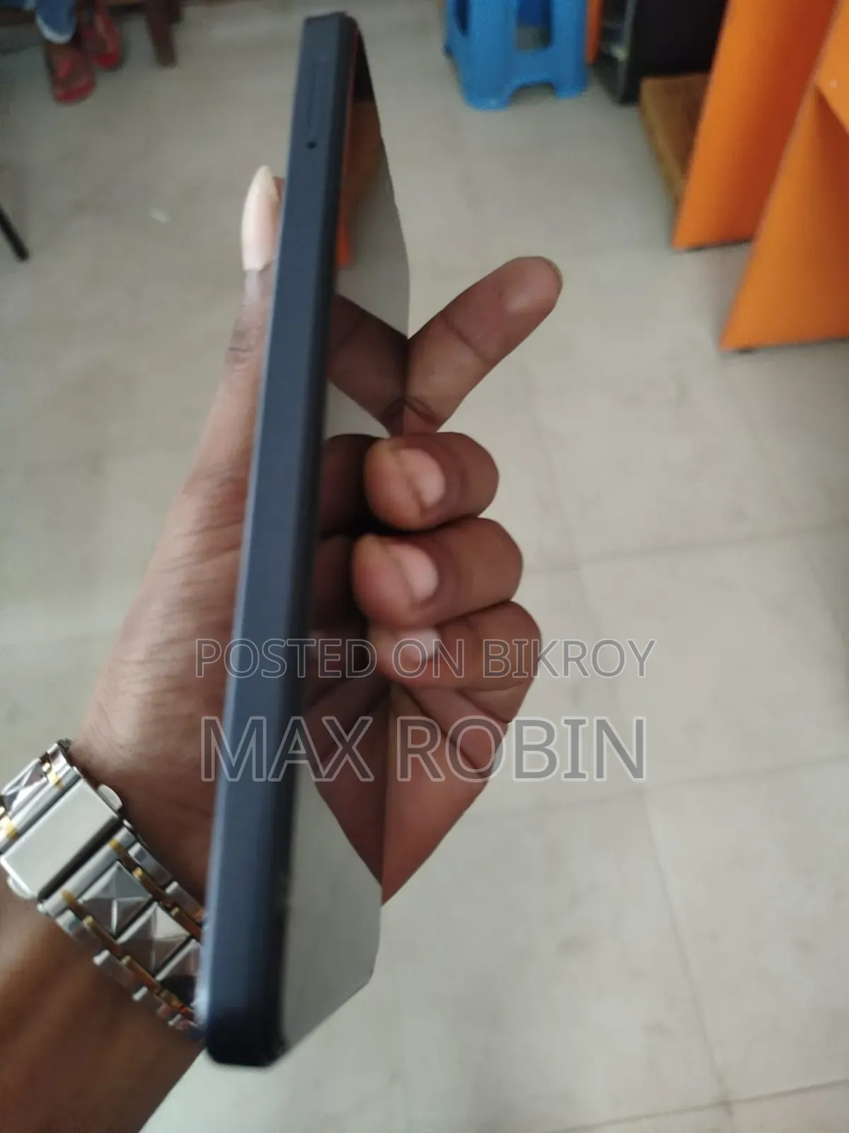 EL 128 GB Black
