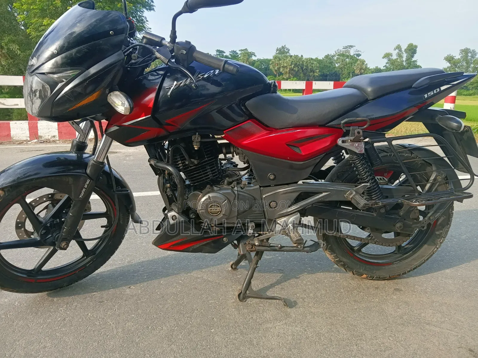 Bajaj Pulsar 150 2019 Red