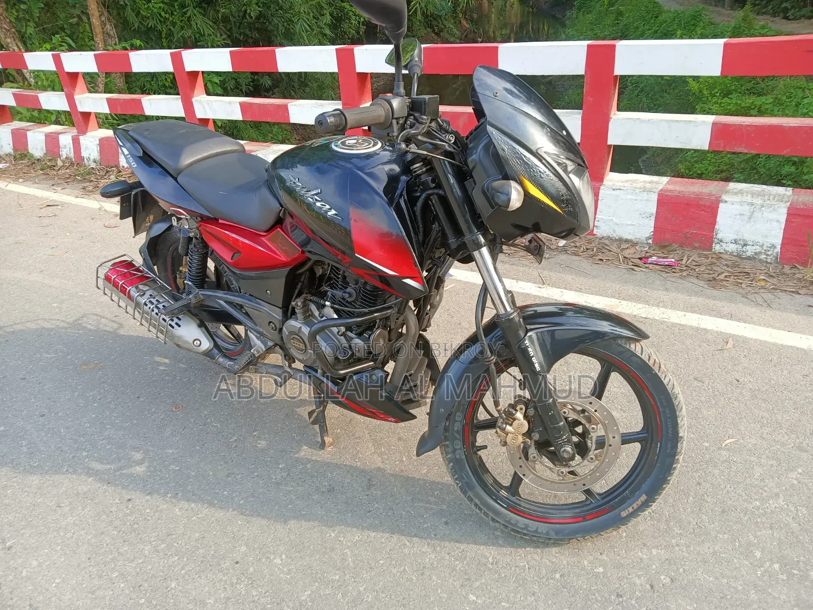 Bajaj Pulsar 150 2019 Red