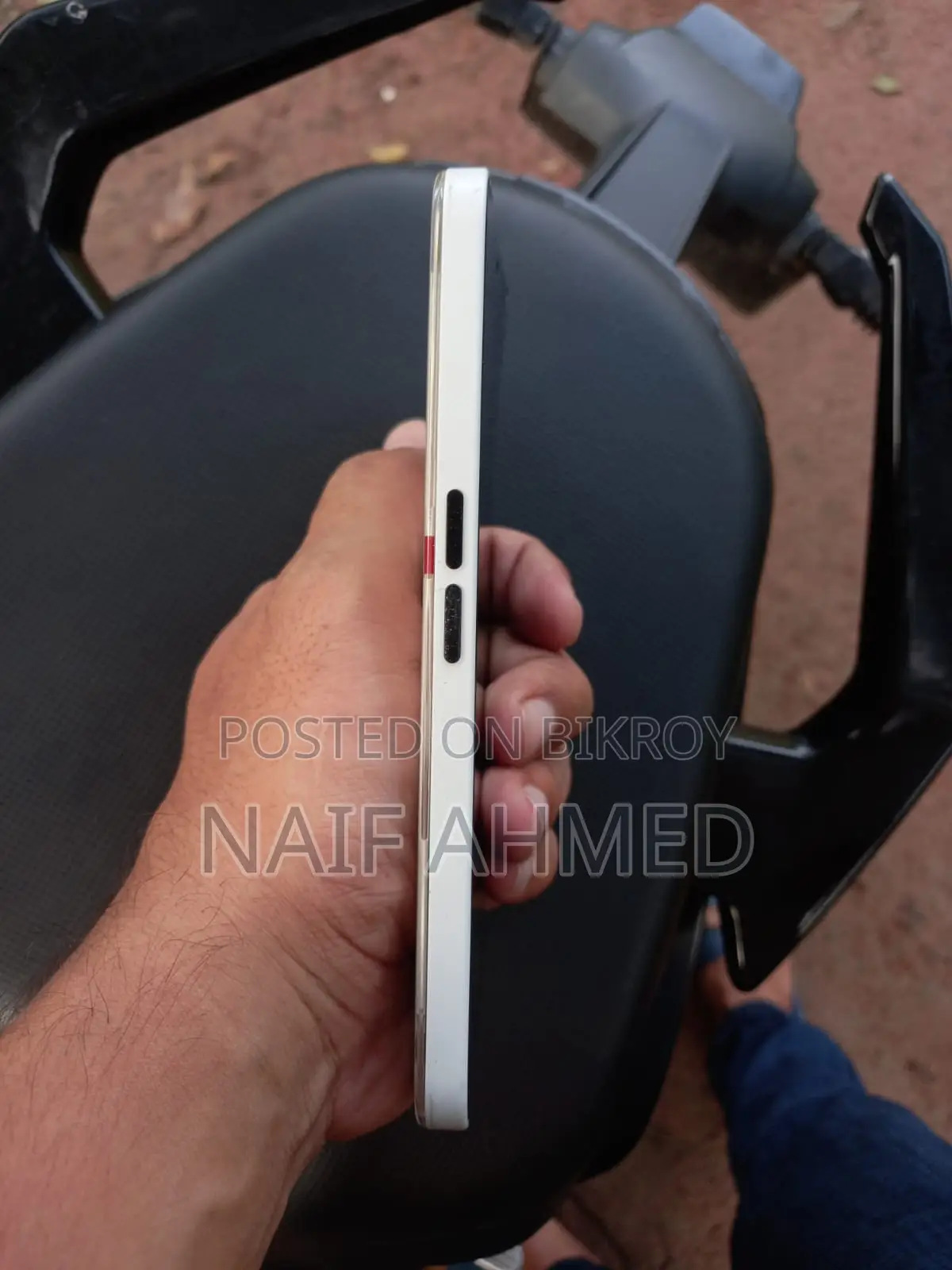 Nothing Phone 2a 256 GB White