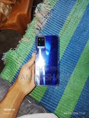 Vivo Y21 64 GB Blue
