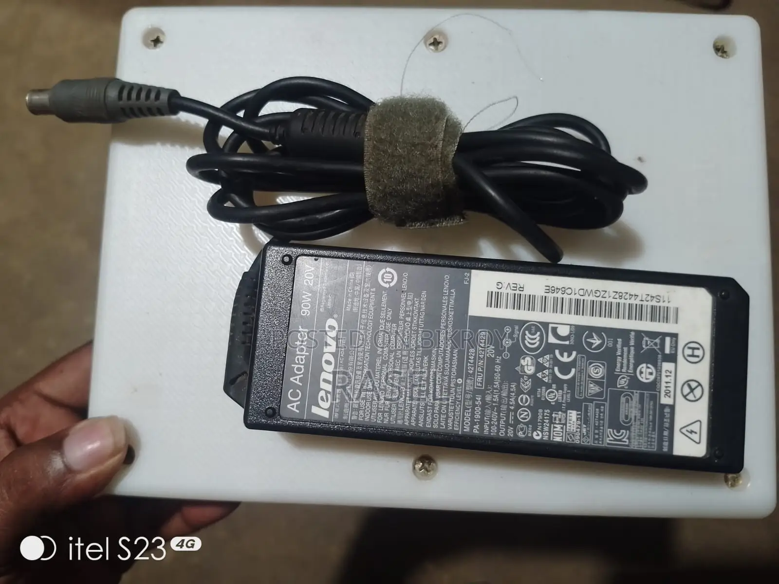 Lenovo মোটা পিন চার্জার