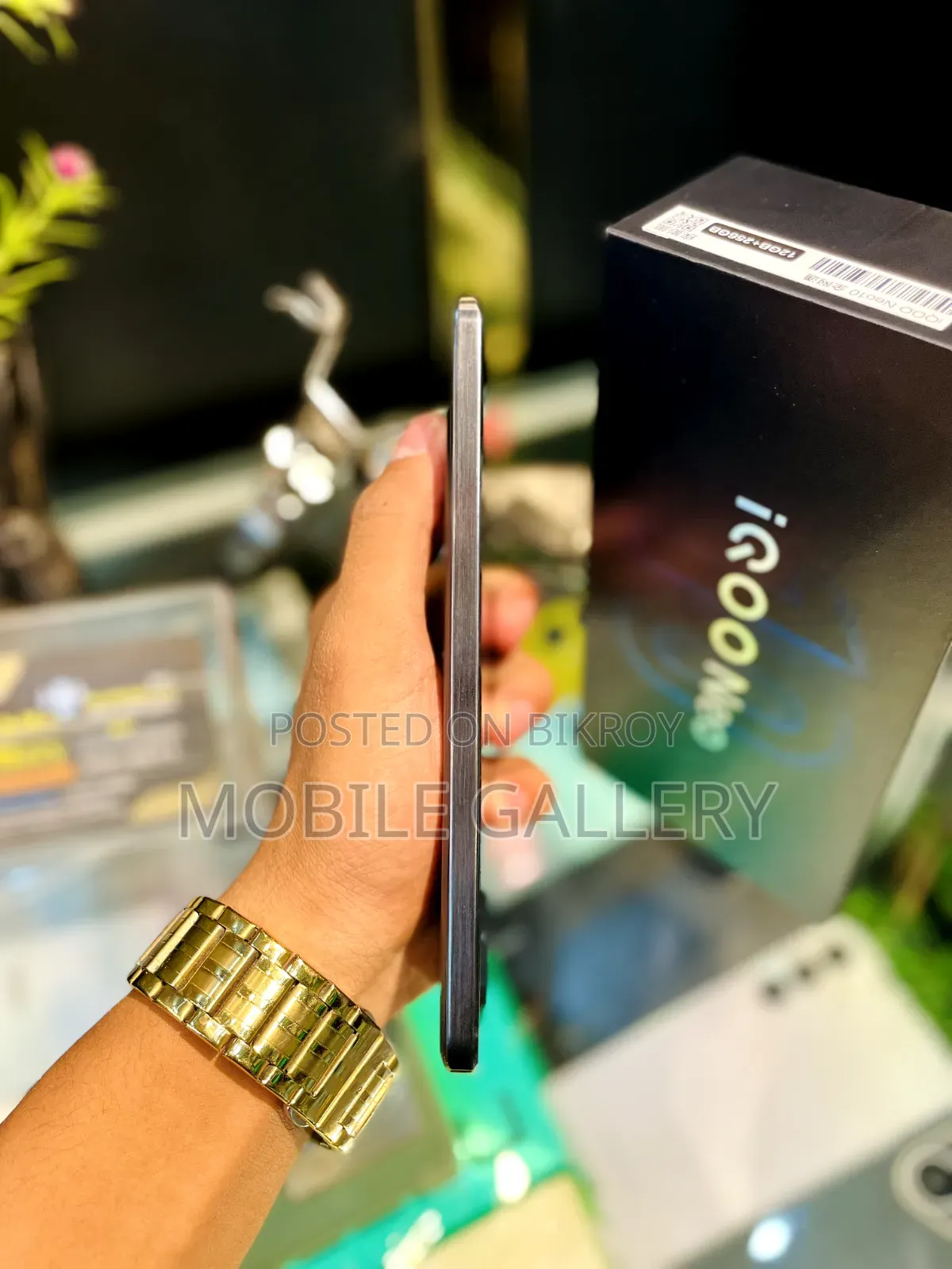 iQOO 256 GB Black