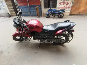 Yamaha FZ 2012 Red