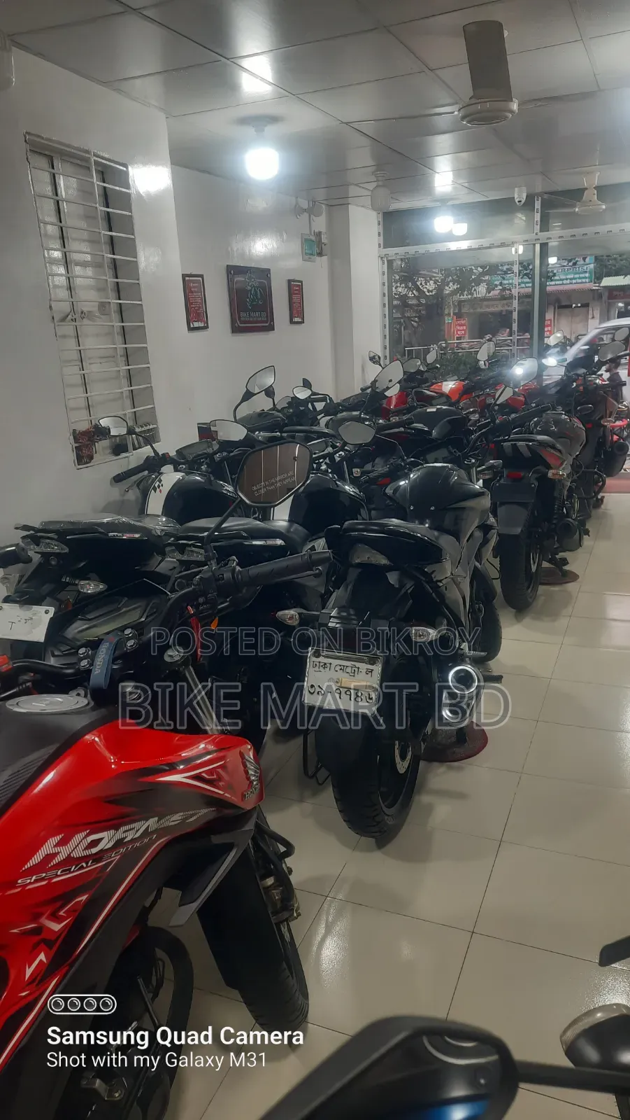 TVS Apache RTR 160 4V 2024 Black