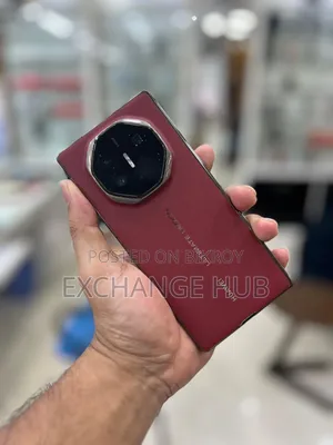 Huawei Mate XT Ultimate Design 1 TB Red