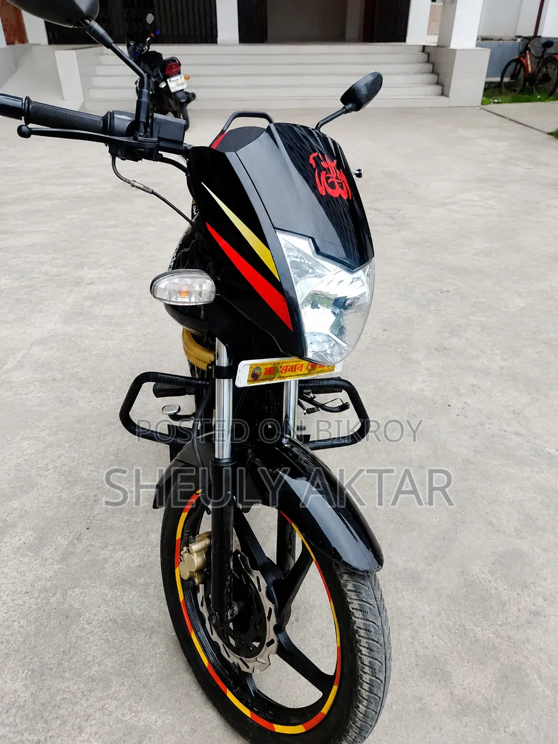 Mahindra Centuro 2023 Black