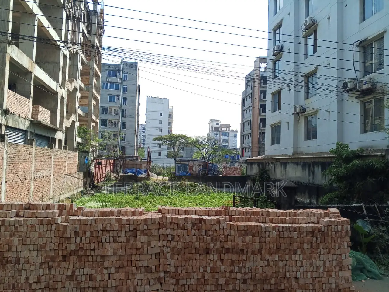 বসুন্ধরা এম ব্লকে ৭.৫ কাঠার প্লট