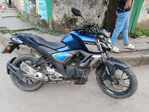 ইয়ামাহা এফজেডএস ভি৩ ২০১৯ নীল