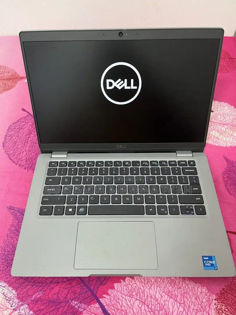 Laptop Dell 3GB Intel SSD 256GB