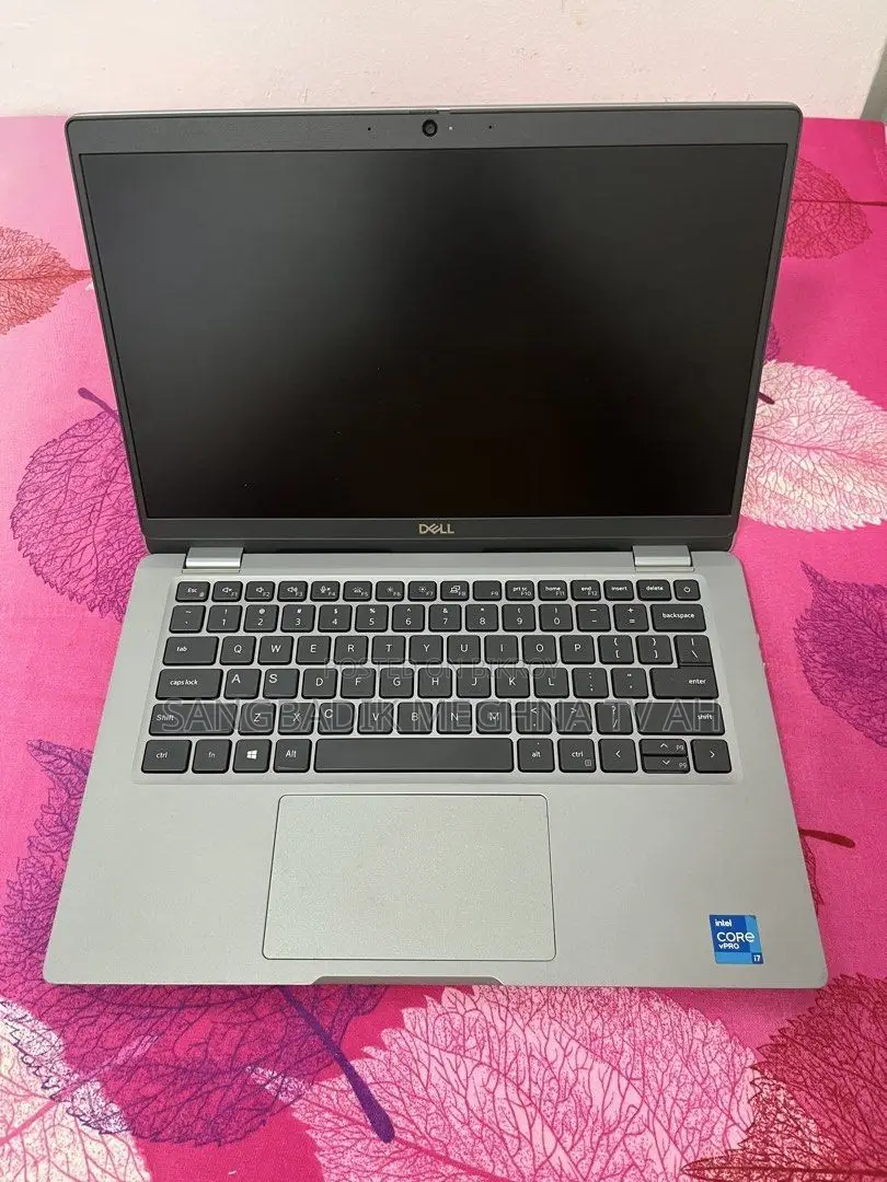 Laptop Dell 3GB Intel SSD 256GB