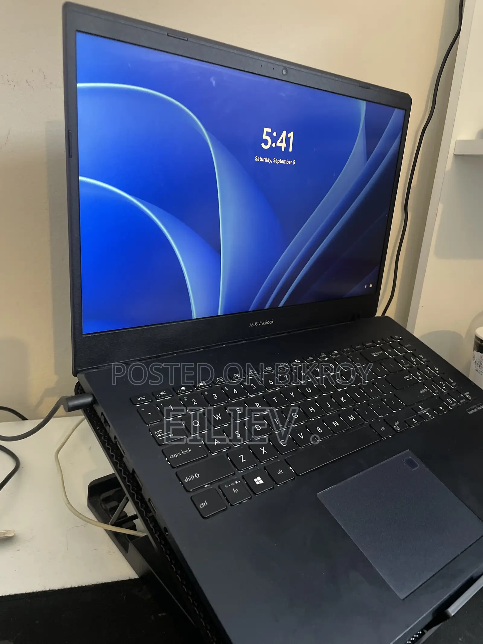 Laptop ASUS X550LC 8GB Intel Core I5 HDD+SSD 1T