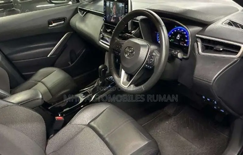 Toyota Corolla Cross 1.8 Hybrid FWD 2022 Black