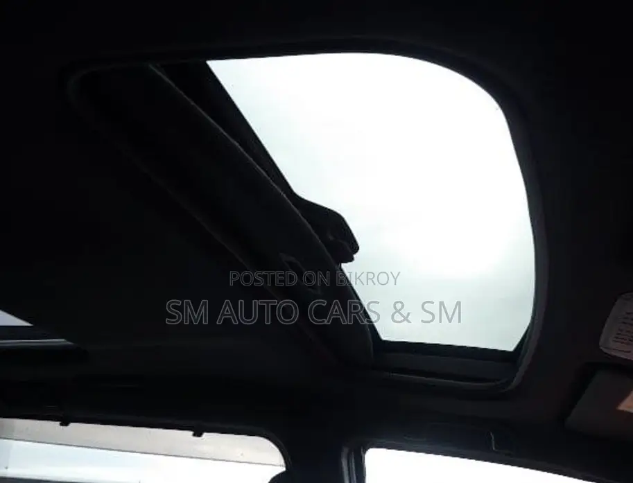 Toyota Noah 2021 Pearl