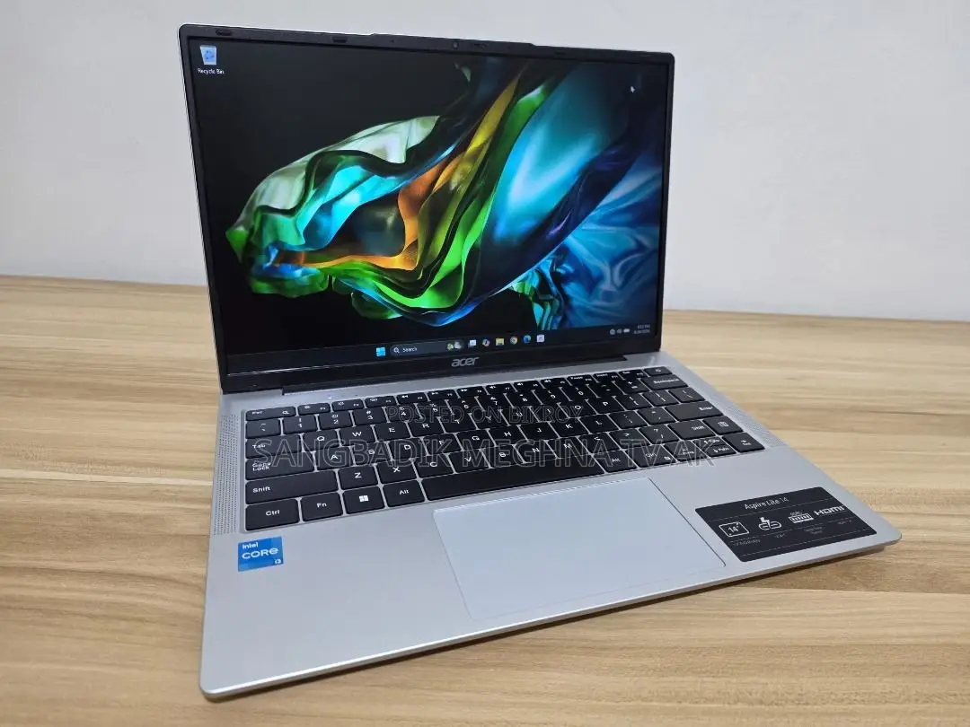 Laptop Acer 4GB Intel SSD 500GB