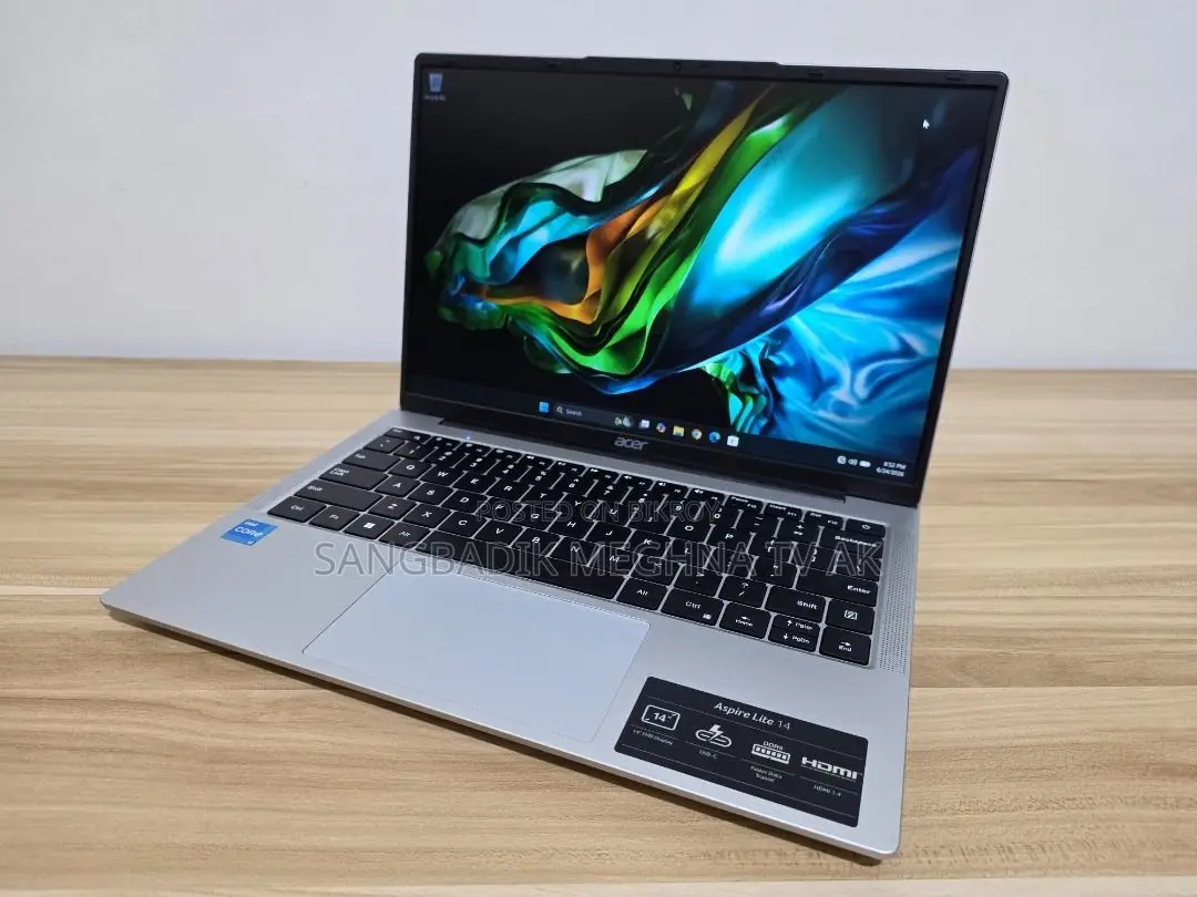 Laptop Acer 4GB Intel SSD 500GB