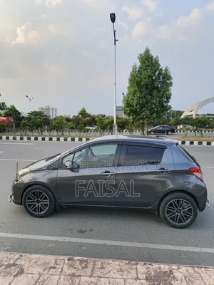 Toyota Vitz 2011 Gray