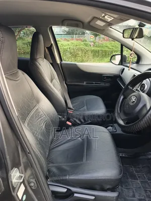 Toyota Vitz 2011 Gray