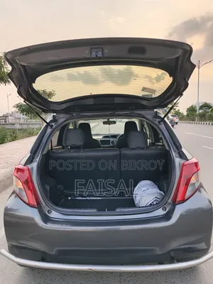 Toyota Vitz 2011 Gray