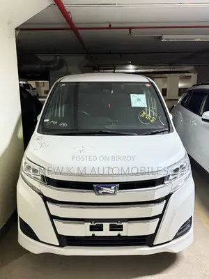 Toyota Noah 2021 Pearl