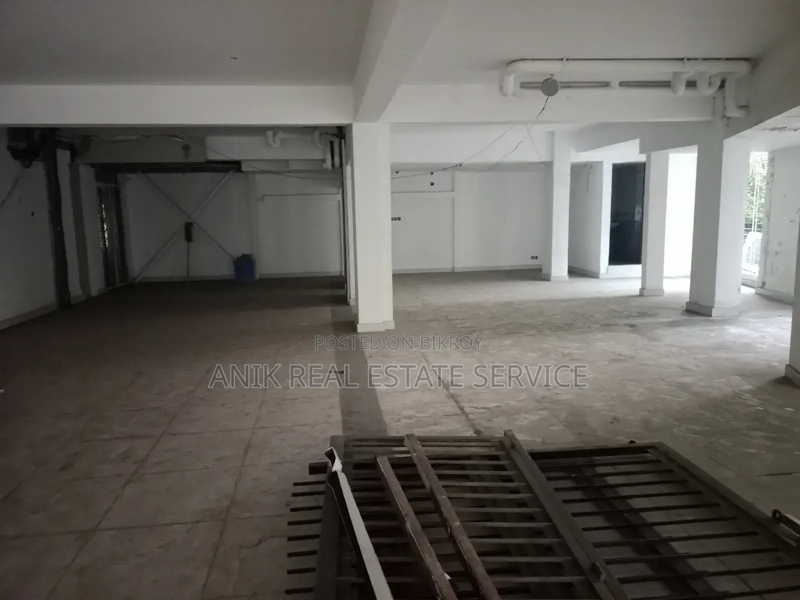 Ground Floor 1900 SFT Restaurant Rent for Gulshan 2